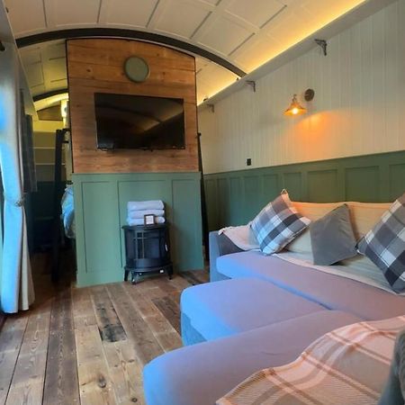 The Holly Hut Burton (Dorset) Exterior foto